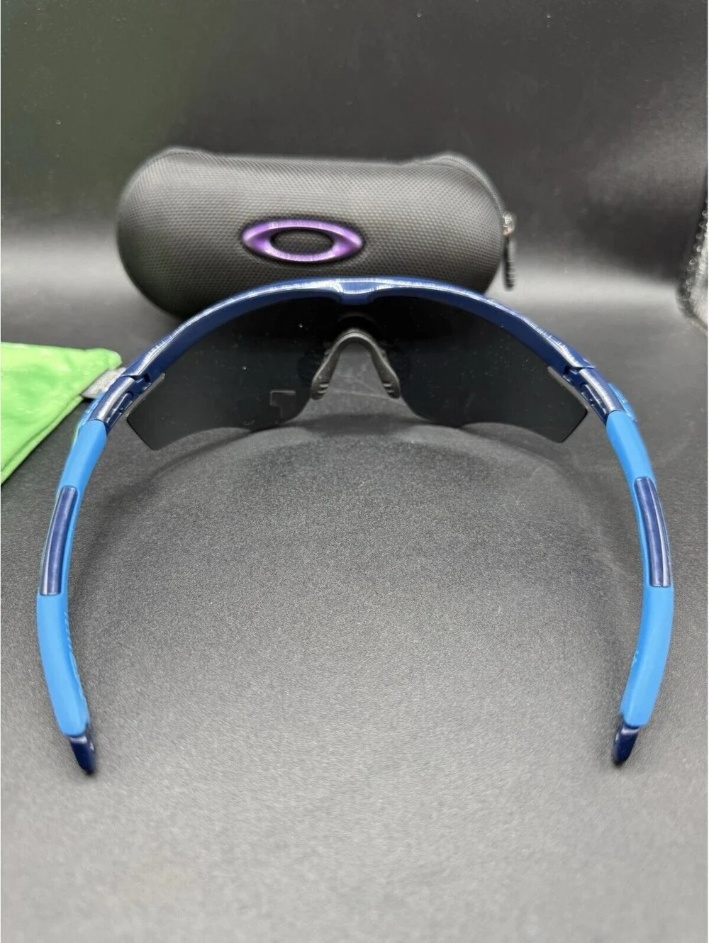 Oakley M2 Polished Navy/Grey Polarized Lenses OO9212-07 New